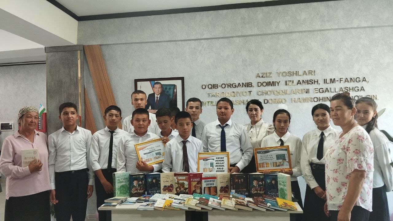 “Vatan uchun, millat uchun, xalq uchun!” nomli kitoblar ko‘rgazmasi